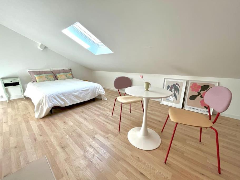 Appartamento Studio Jade : Charmant Logement Place Clemenceau Pau Esterno foto