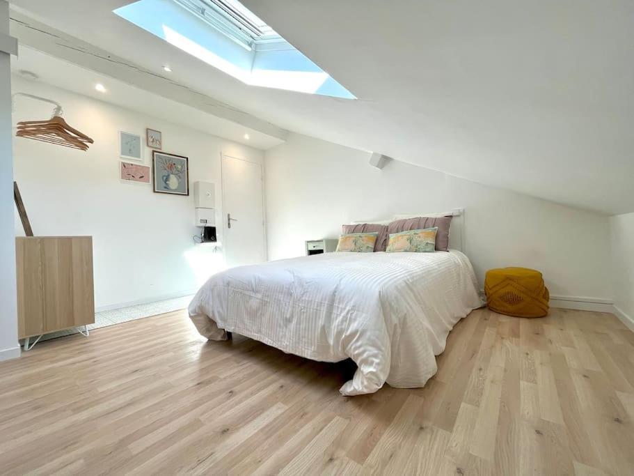 Appartamento Studio Jade : Charmant Logement Place Clemenceau Pau Esterno foto