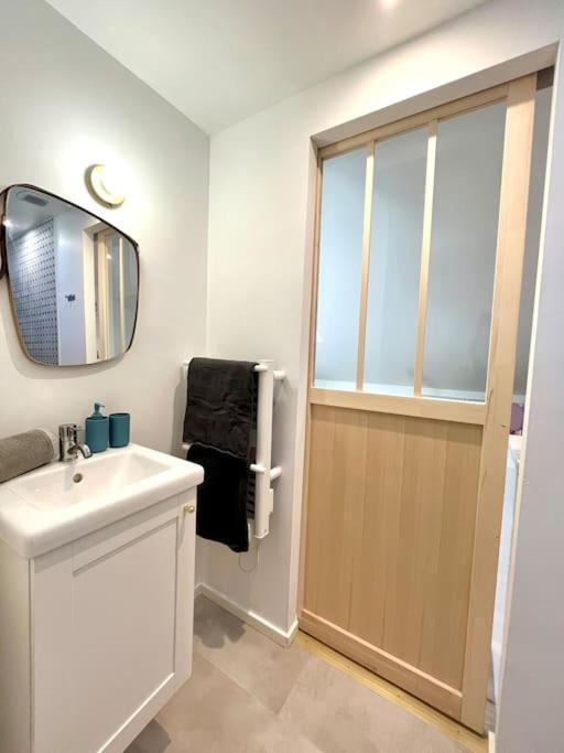 Appartamento Studio Jade : Charmant Logement Place Clemenceau Pau Esterno foto